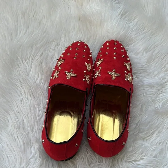 Red Suede Gold Bees Spike Studs Punk Rock Mens Loafers Flats Size 10 - Picture 5 of 8
